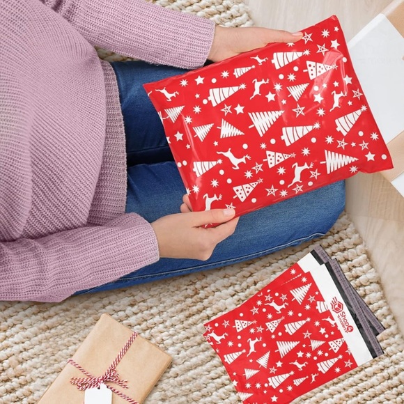 3/$20📦 10 Christmas poly mailers - 10” x 13” + free stickers - Picture 2 of 2